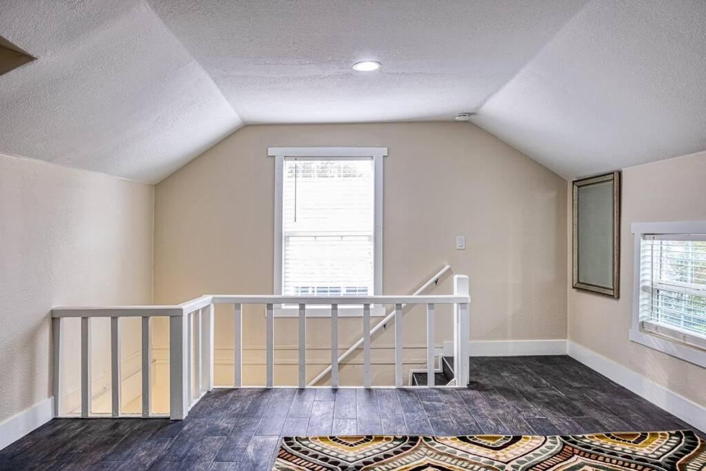 Villa 4Br Victorian Walk To Uc Davis & Shriner Med Cen Sacramento Exterior foto